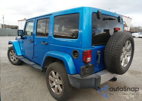 2015 Jeep Wrangler Unlimited Sahara z USA, uszkodzony, nr VIN 1C4HJWEG2FL646592